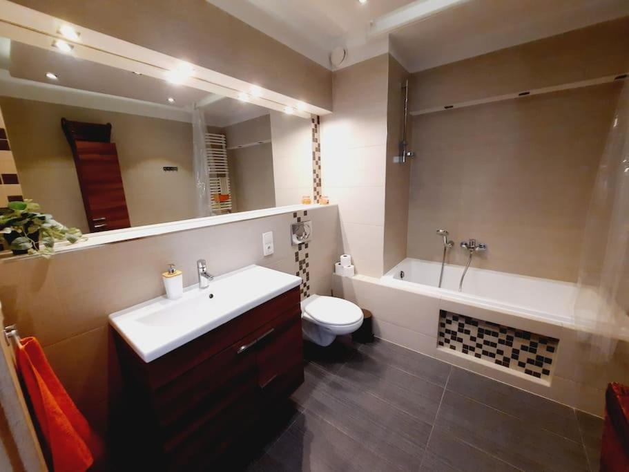 Apartament Z Podziemnym Parkingiem Ulica Wroclawska Krakow Ngoại thất bức ảnh